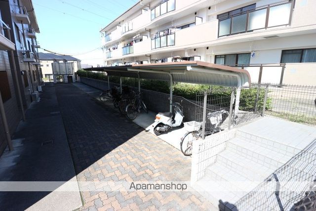メゾン藤英北館の玄関写真