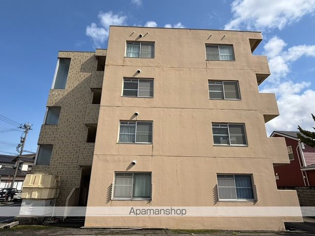 ジョイナス四ツ葉町 B棟の外観写真
