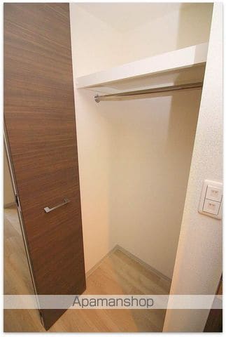 エスキュート京町堀の内装写真