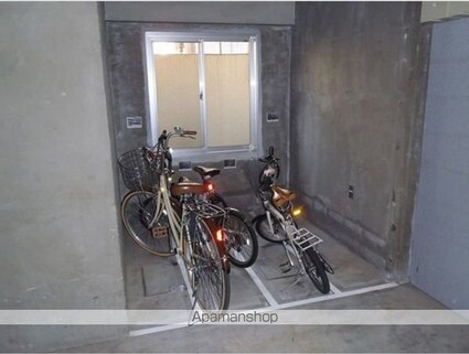 東京都世田谷区弦巻２丁目[1R/20.5m2]の共用部1