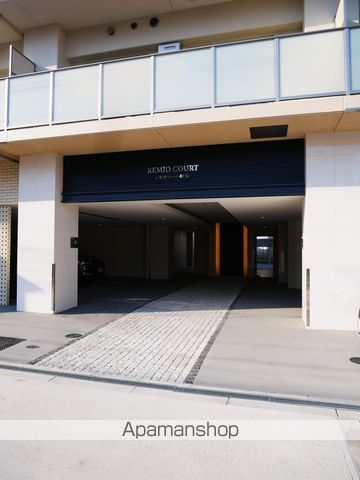 レミオコート都島の玄関写真