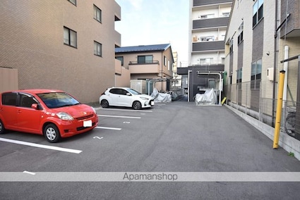 広島県広島市中区舟入川口町[1LDK/31.14m2]の駐車場