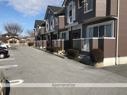 シャン　ド　ルミエール[2LDK/58.12m2]のエントランス