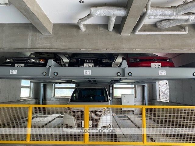 レジディア世田谷若林[1R/21.43m2]の駐車場1