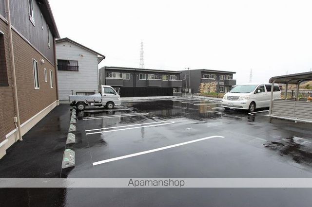 マウントビューオリーブ[1LDK/53.57m2]の駐車場