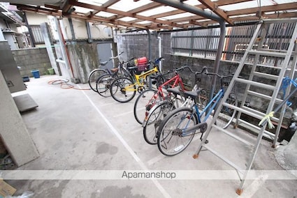 フローラル吉岡[1R/17.01m2]の共用部1