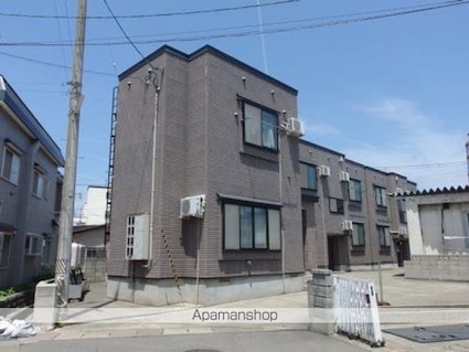 カーサ・ヴェガ[1K/28.95m2]の外観3