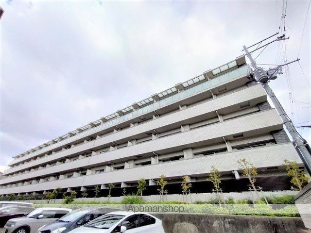 レジディア千里藤白台の外観写真