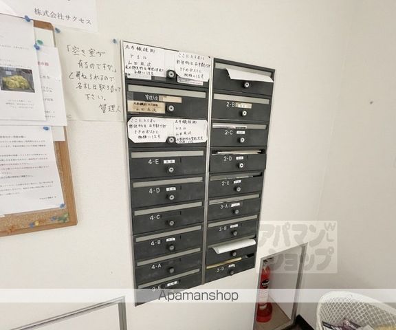 ドエル1号館SYの玄関写真