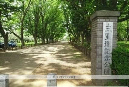 千葉県成田市三里塚光ケ丘[1LDK/50.16m2]の周辺5