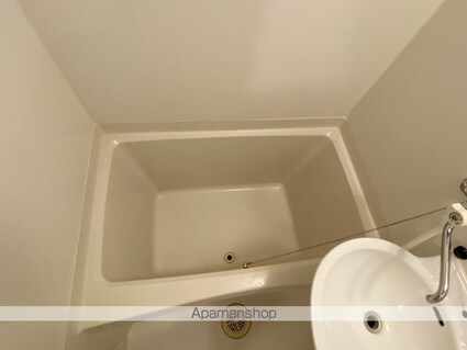 レオパレスかたおか[1K/23.61m2]のバス