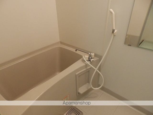 リファルジェント泉 A棟の内装写真