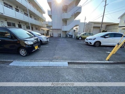 香川県高松市香西東町[1DK/25.65m2]の駐車場