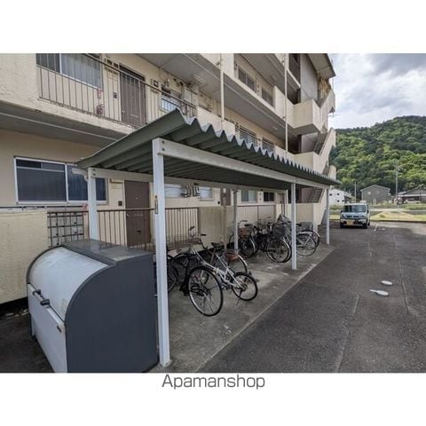 岩崎サンコーポの内装写真
