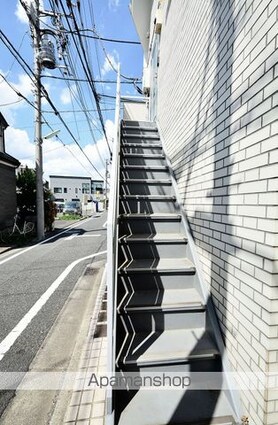 ハイム桜丘[1R/13.1m2]のエントランス1