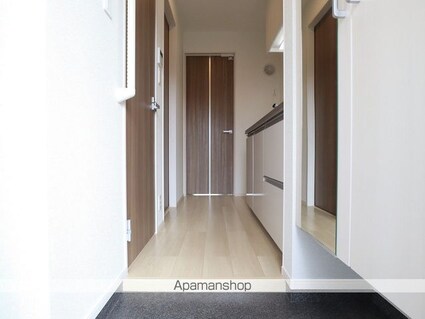 コーポハピネス白砂[1K/28.87m2]の玄関