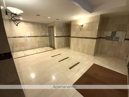 東京都新宿区市谷仲之町[1K/19.11m2]のロビー