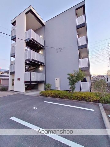 レオパレス太子堂の外観写真