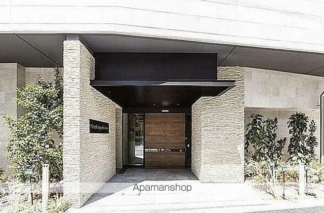 プライマル戸越銀座の玄関写真