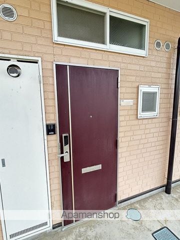 コーポツルフジの玄関写真