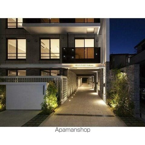 GRAN PASEO中野の玄関写真