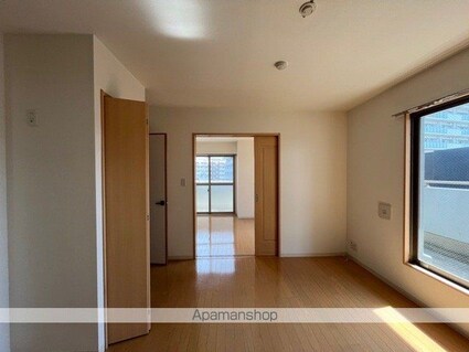 ＡｚａｌｅａＨｏｕｓｅ練馬[2DK/61.74m2]のリビング・居間1