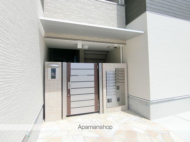 フジパレス堺浅香II番館の玄関写真