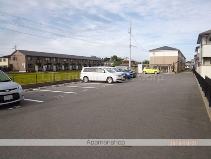 ホッコウ　ハイム[2LDK/58.18m2]の駐車場