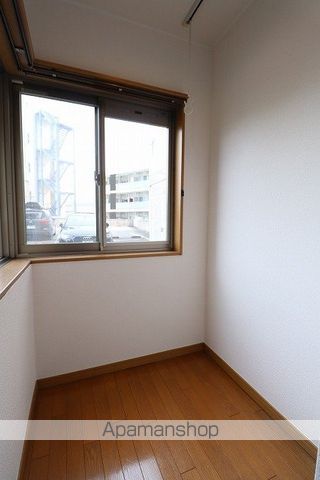 センチュリーハイツ奥田の内装写真