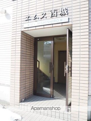 エムズ西城[1K/27m2]のエントランス