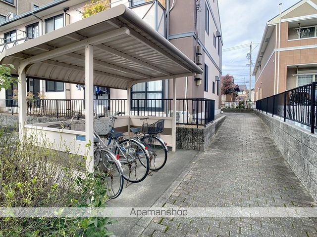 ファミール光IIの玄関写真