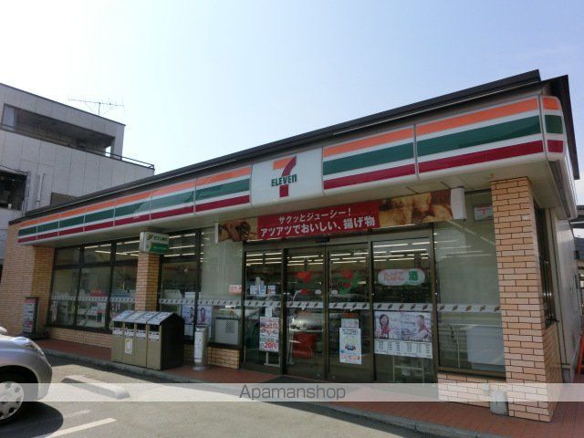 ラーク Bの周辺写真