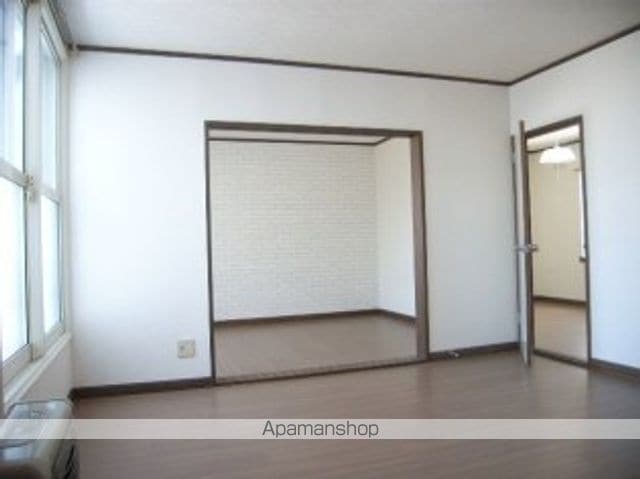 フラット平岡の内装写真