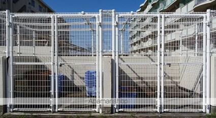 ピース・コーポラス瀬戸　Ⅱ[3DK/54.16m2]の共用部1
