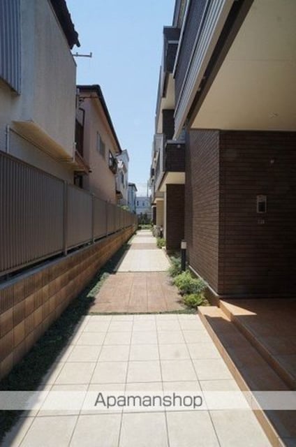 エクセレント　リリー　Ｈ[1LDK/55.04m2]の外観2