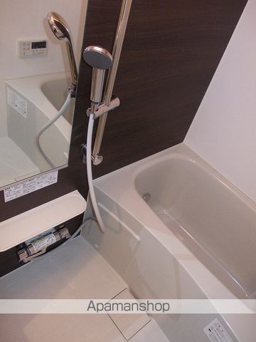 ヴェルファーレIIの内装写真
