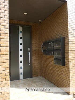 ウィステリア世田谷[1LDK/38.62m2]のエントランス1