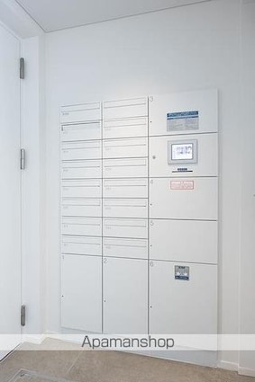 イプセ白金[2LDK/64.46m2]の共用部