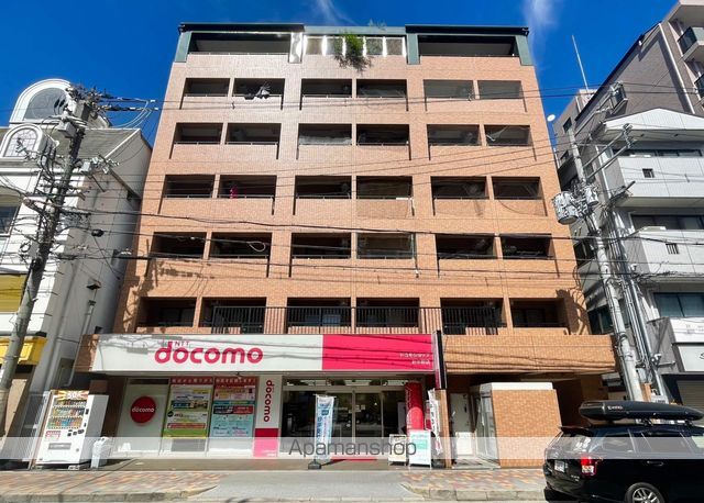 マンション芦紅の外観写真