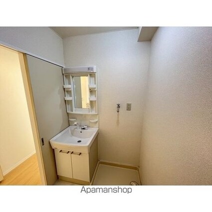 ザ・クレスト[3LDK/64.25m2]の洗面所