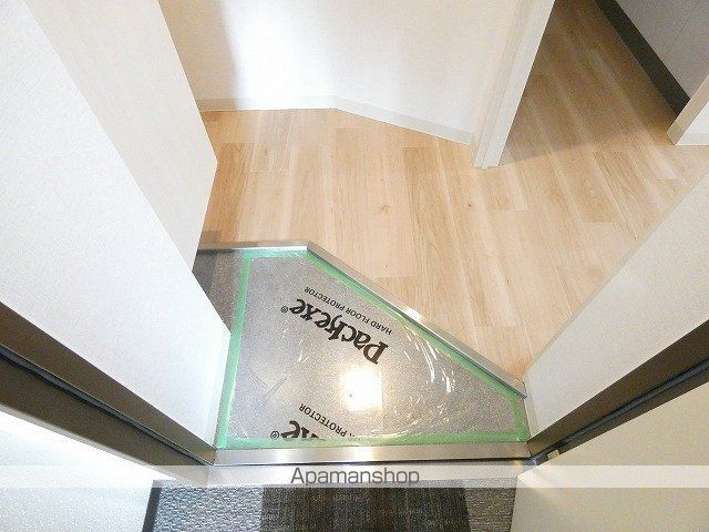 TRIPLE Mの内装写真