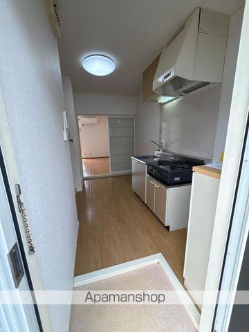 アルベール屋島の内装写真