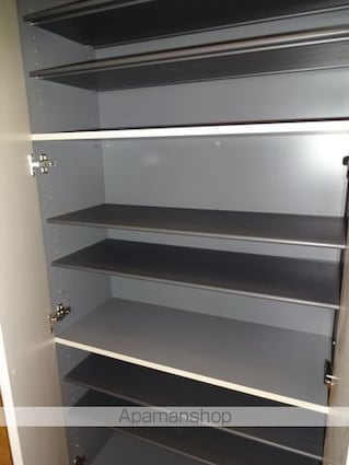 ブローテ[1LDK/49.17m2]の収納