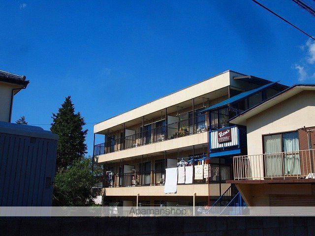 岡部マンションの外観写真