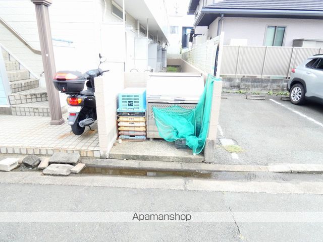 ガーデンコート船越町の外観写真