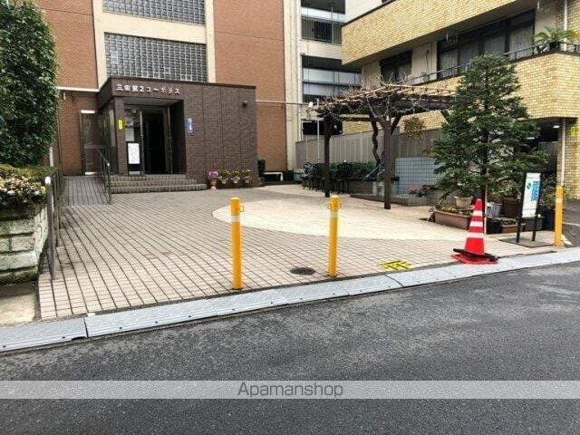 三田第二コーポラスの玄関写真