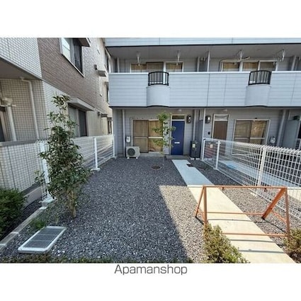テラスハウス井上[2LDK/62.34m2]の外観2