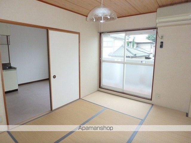 サープラスHIRABAYASHIの内装写真
