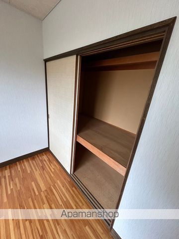 パークサイドまつばらBの内装写真