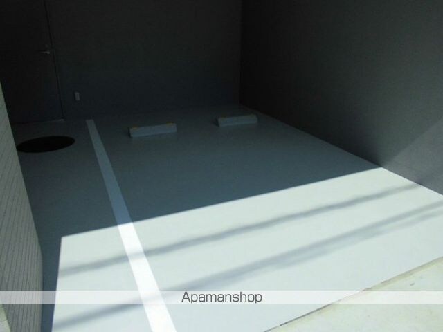 ポラリス菊川[1LDK/40.48m2]の駐車場